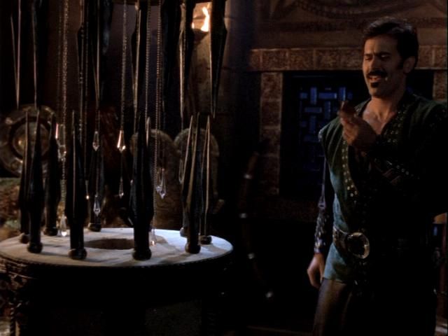 XENA_SEASON4-1